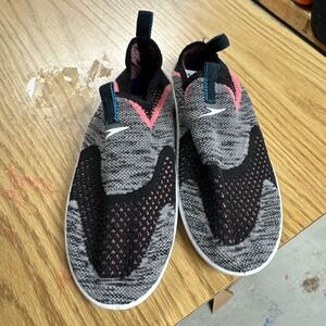 Pre-owned Speedo Junior Girls' Surf Strider Water Shoes GREY/PINK/BLACK S 2/3